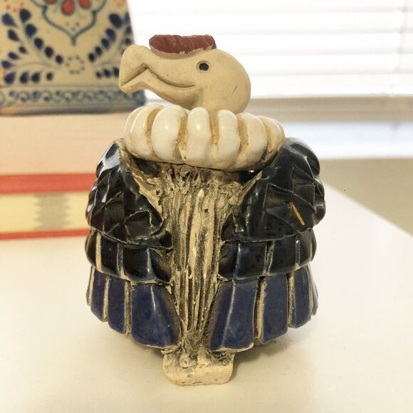Vintage Artesania Rinconada Figurine Vulture Bird Lover Collection Piece - Picture 2 of 7